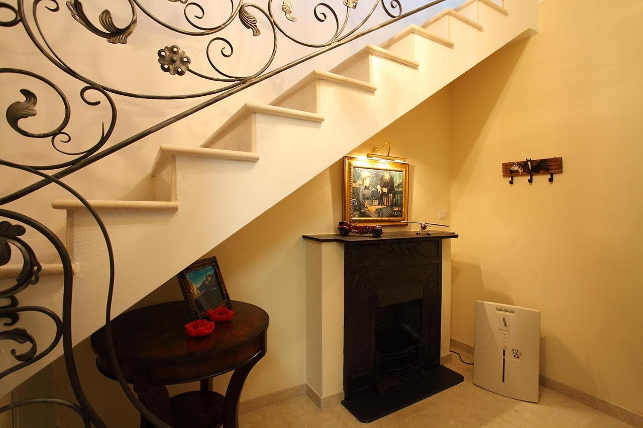 Le Petit Palais Villa Plesio Extérieur photo